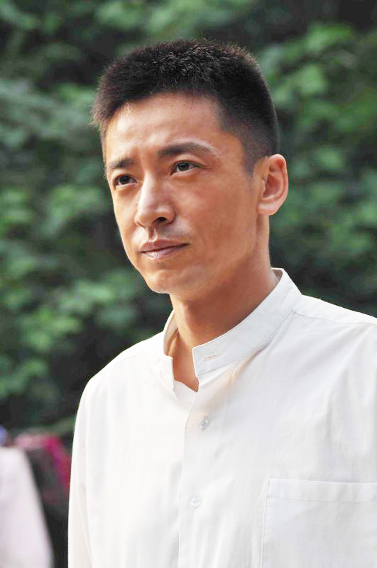 王鑫