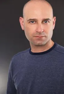 Kelner Macêdo