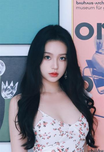 胡亦瑶