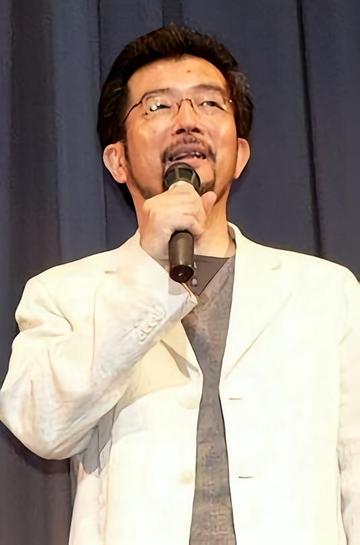 汤山邦彦