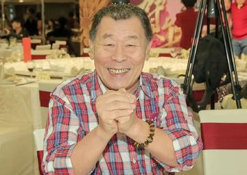 陆一龙