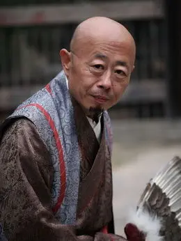 尹铭